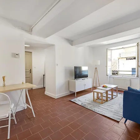 Les Colonnes - T3 - Bastide Apartmán