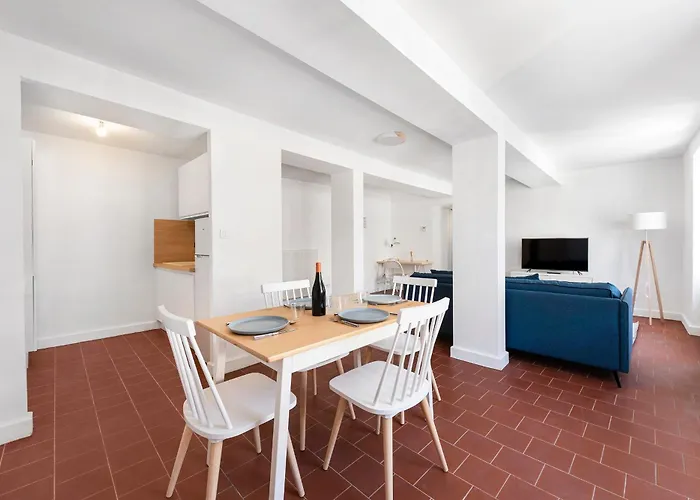Les Colonnes - T3 - Bastide Apartment *